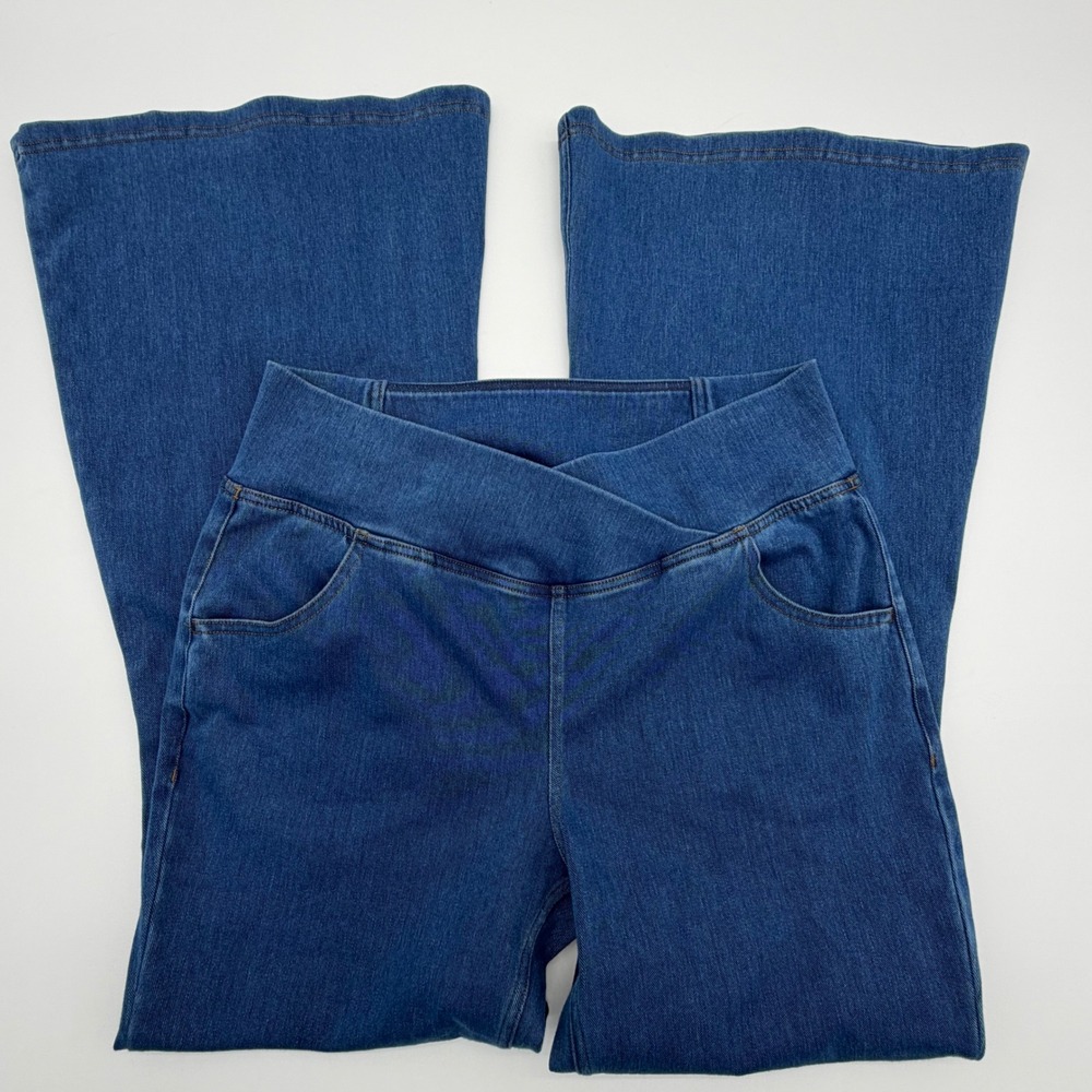 NWT Halara Women Crossover Waist Flare Jeans Blue Pull On Stretch Wide Leg Large